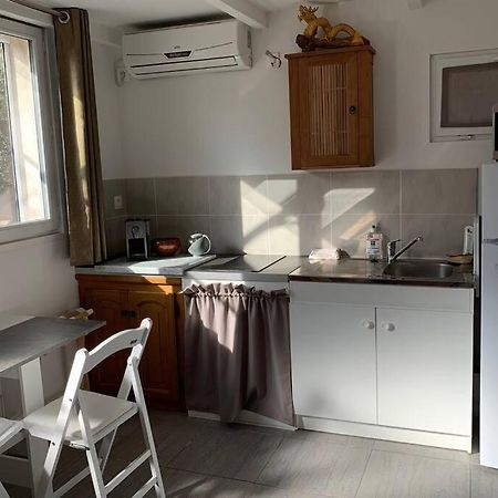 JOLI STUDIO INDEPENDANT 20m² AVEC JARDIN Saint-Maximin-la-Sainte-Baume Exterior foto